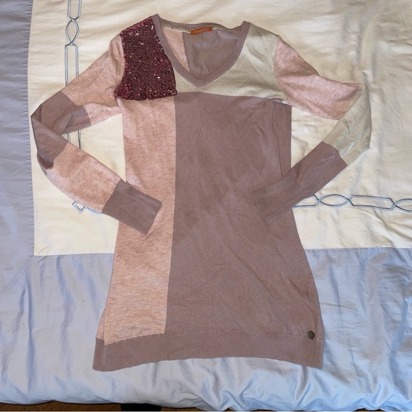Phard Tunic V-neck Block Sequin Sweater - Picture 6 of 10